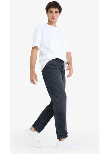 %100 Pamuk 90's Slim Fit Dar Kalıp Yüksek Bel Dar Paça Jean Pantolon D8587AX25AU modelleri