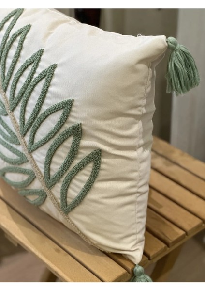 2'li Punch Işlemeli Nakışlı Yeşil Temalı Dekoratif Kırlent Kılıfı fırsatları