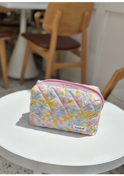 Çok Renkli Papatya Desenli Makyaj Çantası - Büyük Boy indirimleri