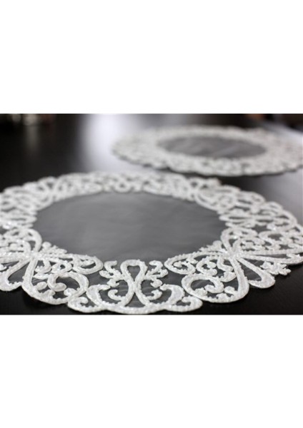 Beyaz Bel Sehpa Örtüsü, Şık ve Kullanışlı Ev Dekorasyonu Parçası fiyatları