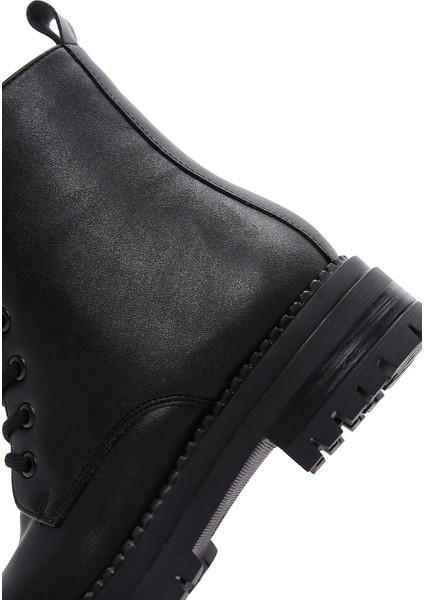 Kadın Siyah Fermuarlı Kalın Tabanlı Postal Bot 25WFE220218