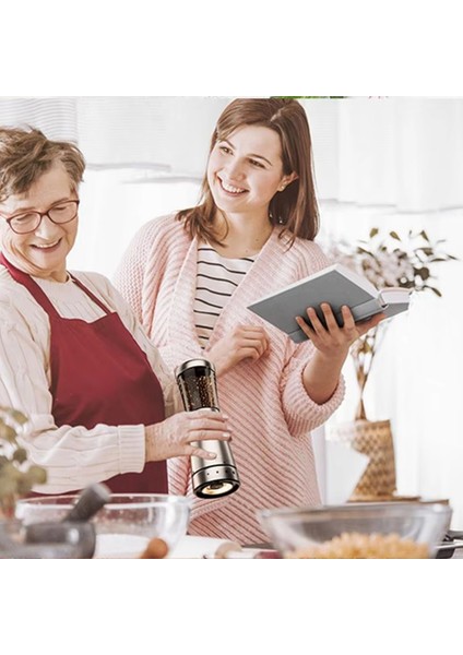 Taşınabilir Elektrikli Karabiber Değirmeni Şarj Edilebilir Otomatik Karabiber Değirmeni Elektrikli Tuz Karabiber Değirmeni 5 Ayarlanabilir Dişli (Yurt Dışından) fırsatları