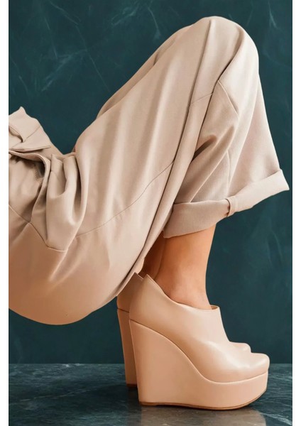 Stil Modern Kadın Dolgu Topuk Kısa Bot Abaco Özel Tasarım Gündüz Gece Abiye Ayakkabı fiyatları