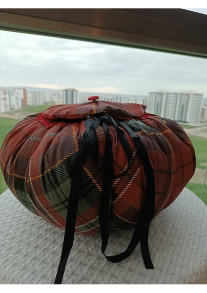 Ekose Desenli Kırmızı Yoğurt ve Hamur Mayalama Tulumu Örtüsü Minderi modelleri