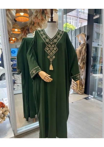 Büyük Beden Kadın Yaka Nakışlı Haki Yarasa Kol Salaş Elbise