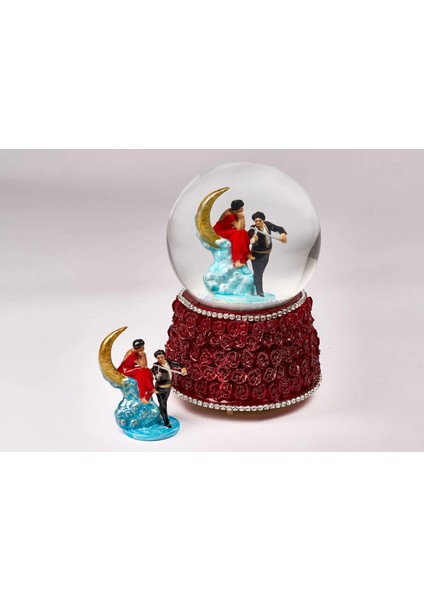 Kar Küresi Gonca Buket Büyük 100 Mm. El Boyaması, Müzikli Kendinden Üflemeli, Ay Işığında Kemancı