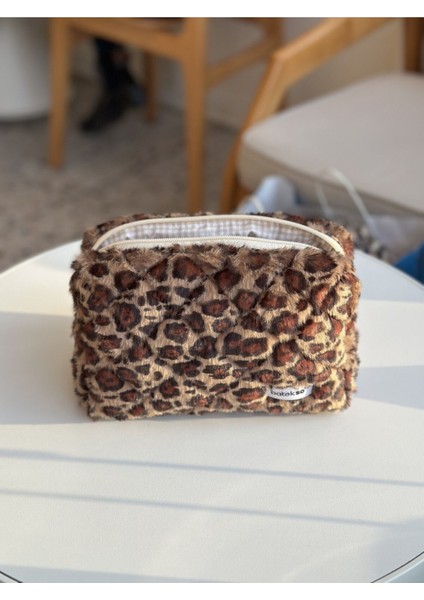Peluş Leopar Desenli Makyaj Çantası - Büyük Boy