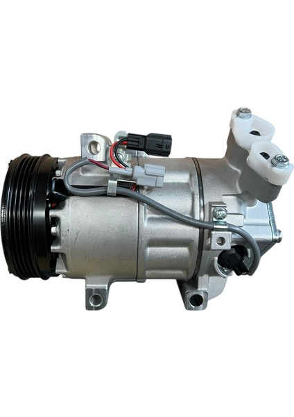 Renault Clio 4 1.2 16V Benzinli Klima Kompresörü