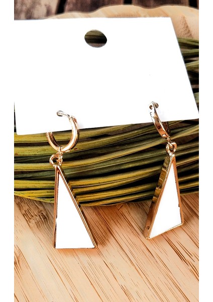 Lüks Figürlü Gösterişli Sallantılı Küpe