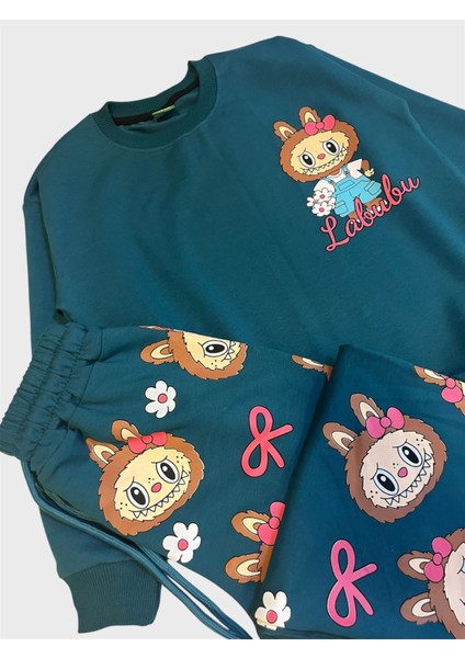 Kız Çocuk Pamuklu Petrol Yeşili Labubu Desenli Uzun Kollu Bol Paça Eşofman Takımı fırsatları