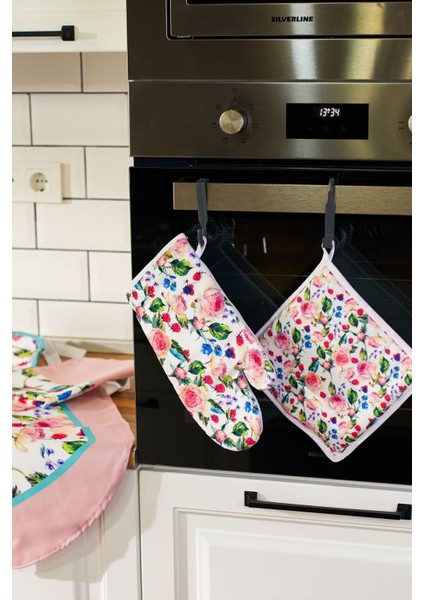 Pembe Mutfak Önlüğü ve Eldiven Seti, Şık ve Kullanışlı Mutfak Aksesuarları
