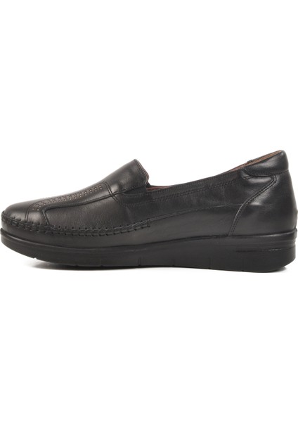 Siyah Hakiki Deri Kadın Günlük Ayakkabı 42641 Z fiyatları