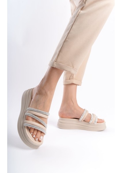 Elıse Düz Topuklu Şeritli Taşlı Kalın ve Ortopedik Taban Kadın Terlik Kt Krem indirimleri