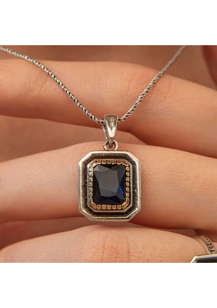 Gümüş Lacivert Taşlı Dikdörtgen Kadın Kolye