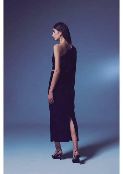 Payetli Tek Kol/tek Omuz Açık Crop Bluz