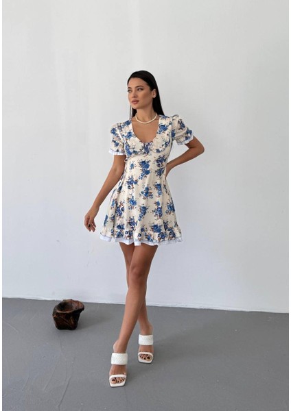 Çiçek Desen Astarlı Krep Kumaş Kısa Kadın Elbise