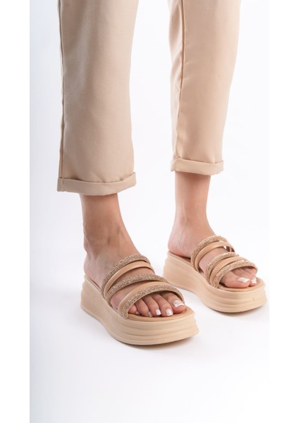 Elıse Düz Topuklu Şeritli Taşlı Kalın ve Ortopedik Taban Kadın Terlik Tt Ten fırsatları