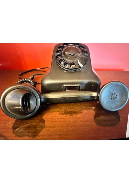 1940'LAR Iskra Ata 2 Çevirmeli Analog Siyah Telefon
