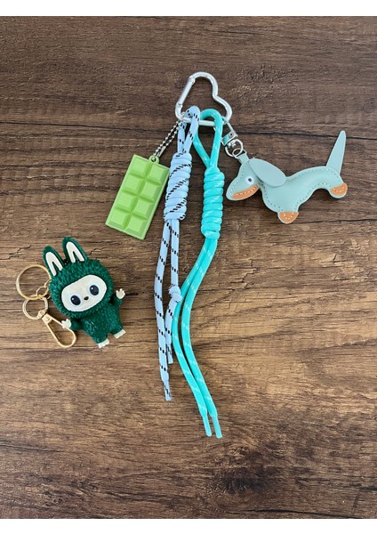 Çanta Charm ve Anahtarlık Seti Çikolatalı Çikolata Köpek Detaylı Çanta Charm ve Labubu Anahtarlık Çanta Süsü