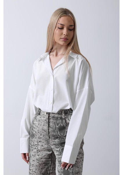 Oversize Geniş Manşet Detaylı Uzun Gömlek