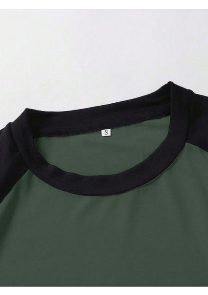 Asker Yeşili Bisiklet Yaka Omuzları Siyah Garni T-Shirt fiyatları