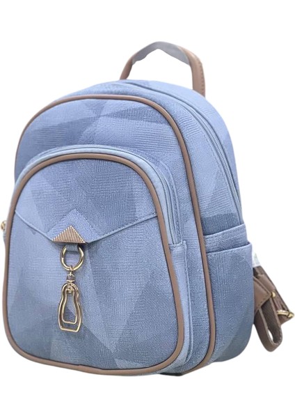 Kadın Minimalist Sırt Çantası