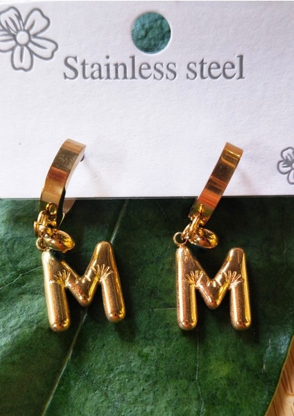 Gold Renk M Harfi Lüks Gösterişli Klips Küpe