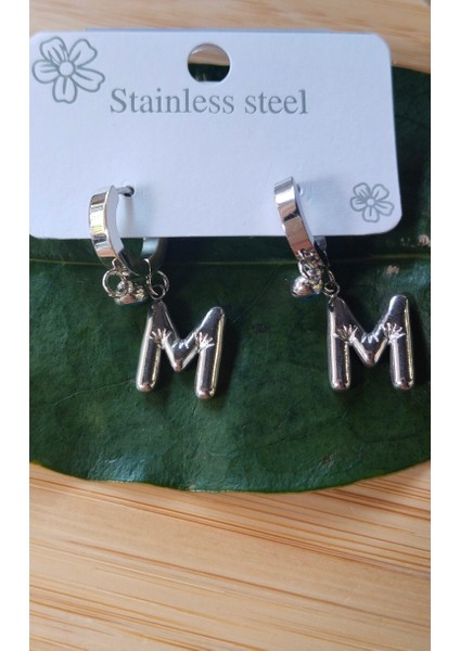 Gümüş Renk M Harfi Lüks Gösterişli Klips Küpe