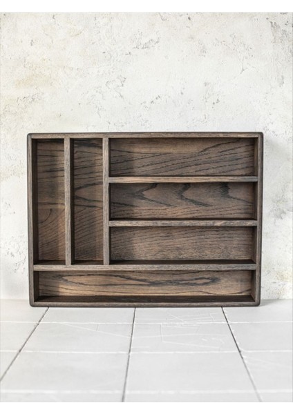 Kahverengi Ahşap Çekmecede Düzenleyici, Şık ve Kullanışlı Iç Organizatör. modelleri