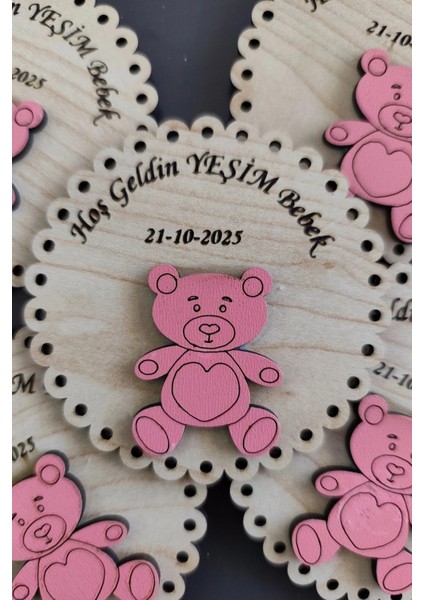 Sevimli Ayıcık Desenli Hoşgeldin Ahşap Bebek Magneti Pembe - 20 Adet indirimleri