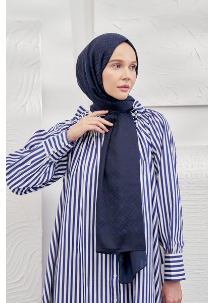 Italyan Jakar Geometrik Desen Şal - Lacivert