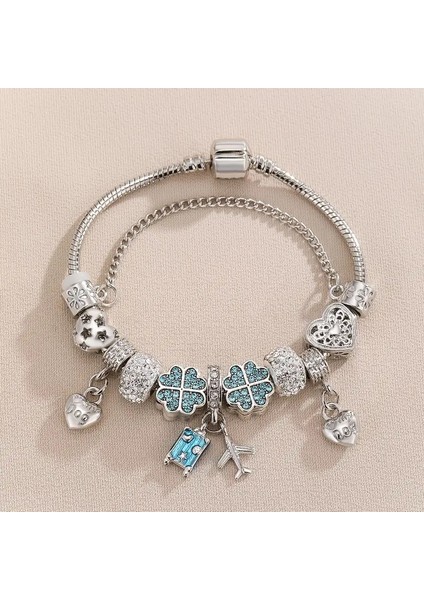 Pandora Tarz , My Dog, Seyahat Temalı, Mavi Charmlı Bileklik, Ahşap Kutu Içerisinde fiyatları