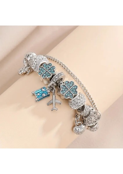 Pandora Tarz , My Dog, Seyahat Temalı, Mavi Charmlı Bileklik, Ahşap Kutu Içerisinde fırsatları