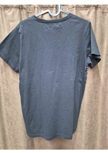 Siyah Logo Baskılı Erkek Tişört – %100 Pamuk fiyatları