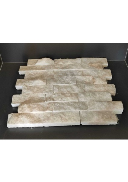 Beyaz ve Bej Patlatma Mermer Duvar Kaplama Taşı 5X10 Cm, Simli, Fileli