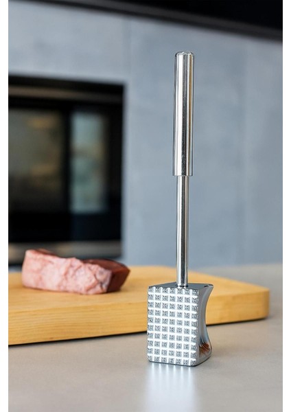 Gri Paslanmaz Çelik Et Dövücü Tokmak, Ergonomik Saplı, Dayanıklı ve Şık Tasarım