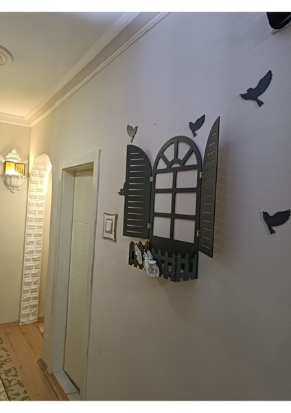 Gri Panjur Kuşlu Pencere Temalı Çiçeklik Ahşap Mdf Lazer Kesim 3mm Duvar Süsü modelleri