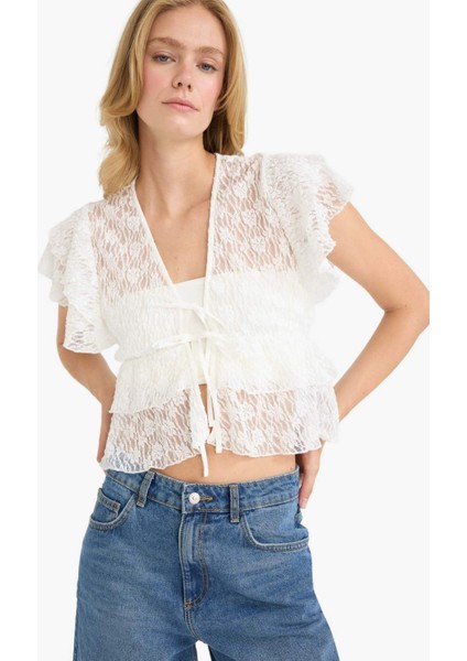 Fitted V Yaka Tül Önden Bağlamalı Kısa Kollu Bluz F7943AX25AU fırsatları