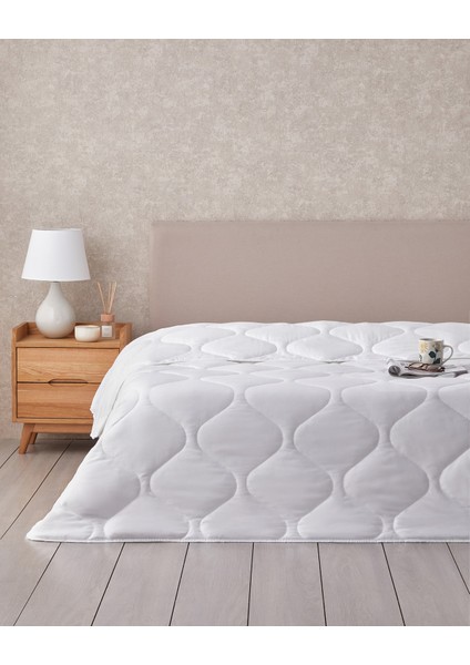 Somni Mikrofiber Çift Kişilik Yorgan 195X215 cm Ekru