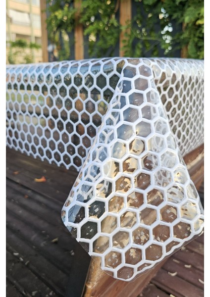 Beyaz Hasır Lüx Pvc Kaplamalı Silinebilir Petek Desen Masa Örtüsü Su Geçirmez Hediye Çeyizlik Sofra