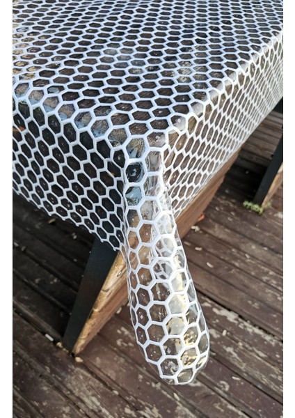 Beyaz Hasır Lüx Pvc Kaplamalı Silinebilir Petek Desen Masa Örtüsü Su Geçirmez Hediye Çeyizlik Sofra modelleri