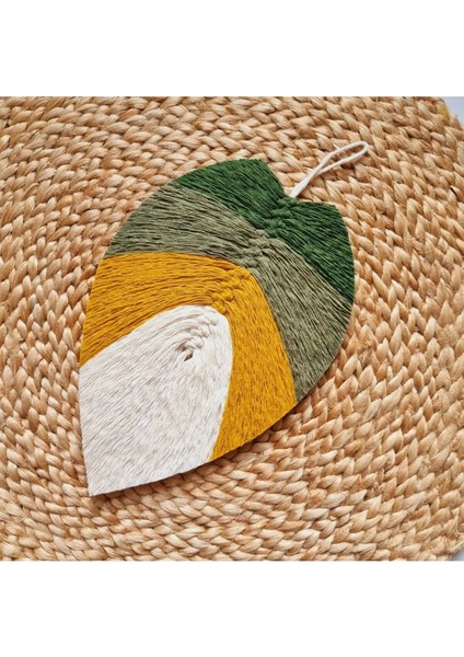 Renkli Makrome Duvar Süsü, Şık ve Modern Dekorasyon Parçası