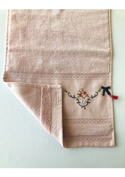 Pembe Nakışlı El Mutfak Havlusu 50X30 Cm, Şık ve Yumuşak Dokusu ile Mutfağınıza Güzellik Katın. fırsatları