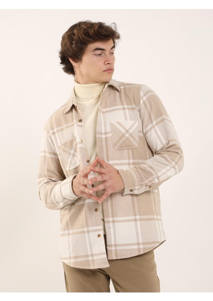 Bej Erkek Regular Fit Brent Yaka Uzun Kol Gömlek fırsatları