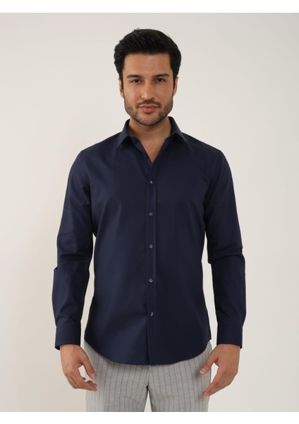 Lacivert Erkek Slim Fit Düz Klasik Yaka Uzun Kol Gömlek fırsatları