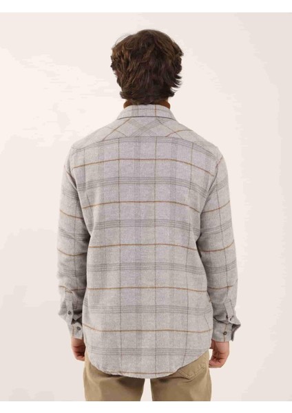 Gri Erkek Regular Fit Klasik Yaka Uzun Kol Gömlek indirimleri