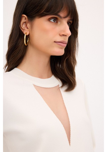 Tül Detaylı Triko Kazak Kemik 13944384000 fırsatları