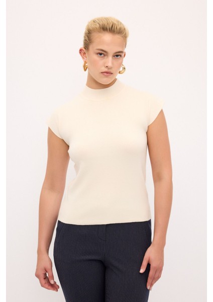 Boğazlı Kısa Kol Triko Kazak Vanilya 139L9091000