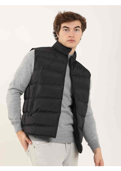 Siyah Erkek Regular Fit Düz Dik Yaka Şişme Yelek fiyatları