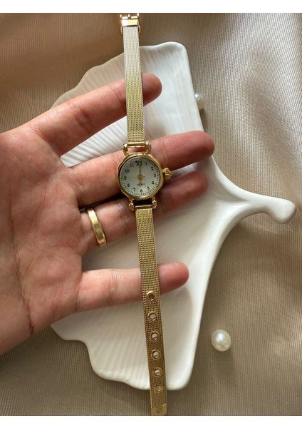 Retro Minimal Hasır Kordon Vintage Kadın Kol Saati fiyatları